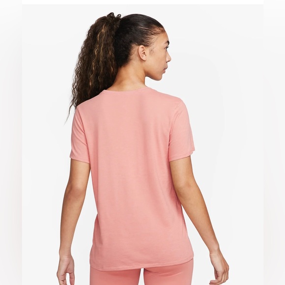 Nike Dri-FIT Swoosh (women’s t-shirt) - Picture 3 of 4